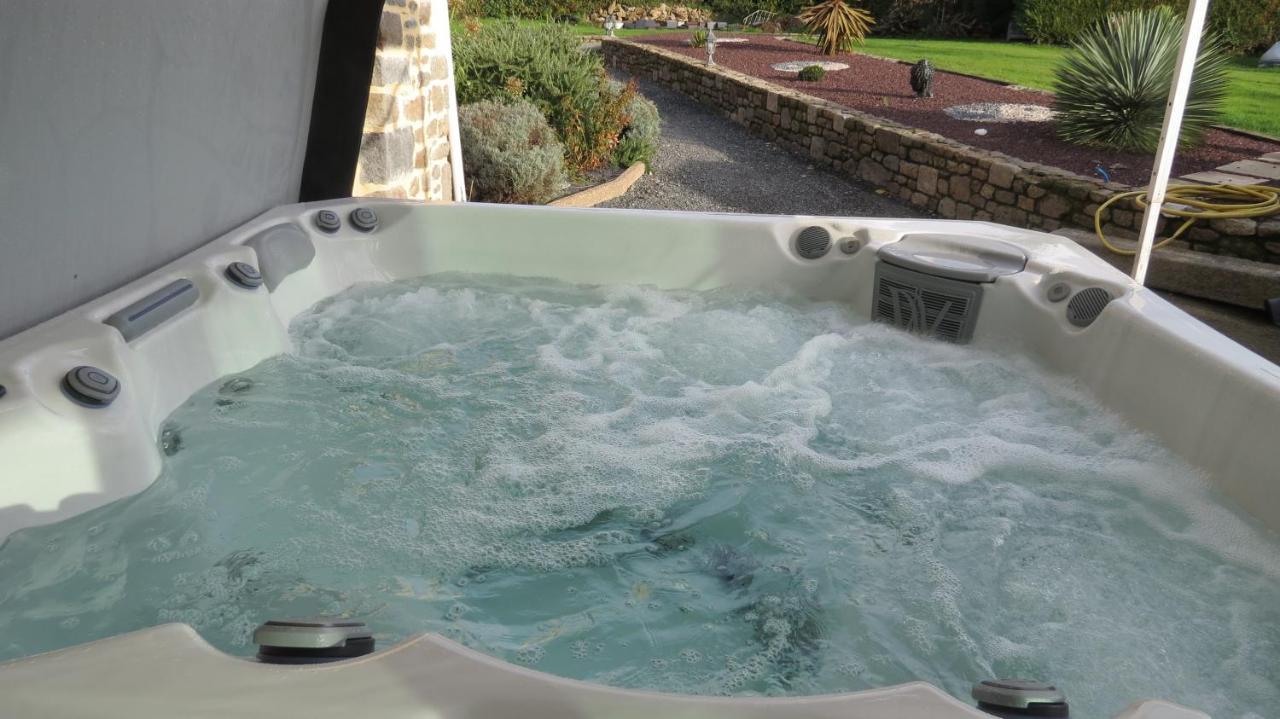 Chambre D'Hote Naturiste Ou Pas Miniac-Morvan Exteriör bild